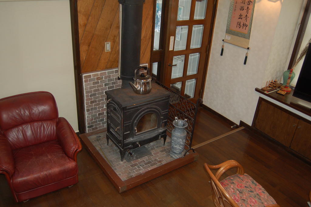 Onsen Pension Hanasakiyama Minakami Exteriör bild