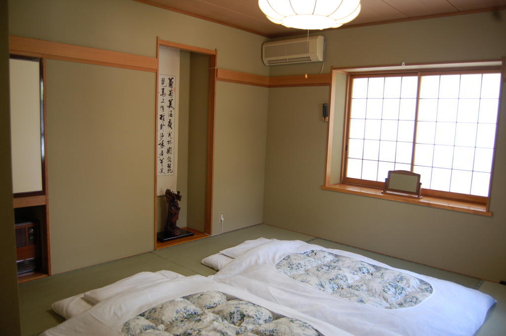 Onsen Pension Hanasakiyama Minakami Exteriör bild