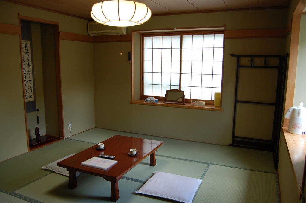Onsen Pension Hanasakiyama Minakami Exteriör bild